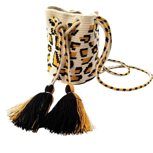 Crochet Wayuu Bag with Tassel Drawstring Strap - Picture 12 of 12